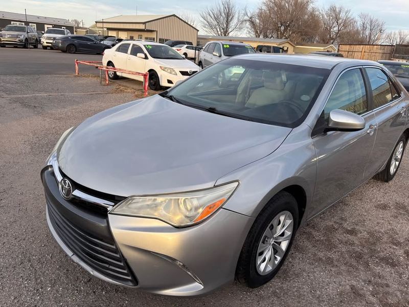 2015 Toyota Camry LE Sedan 4D